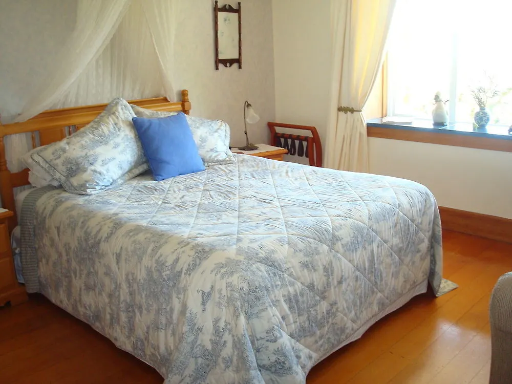 Olde Mill House B&B & Bike2Wine Cycle Hire Renwick 4*,